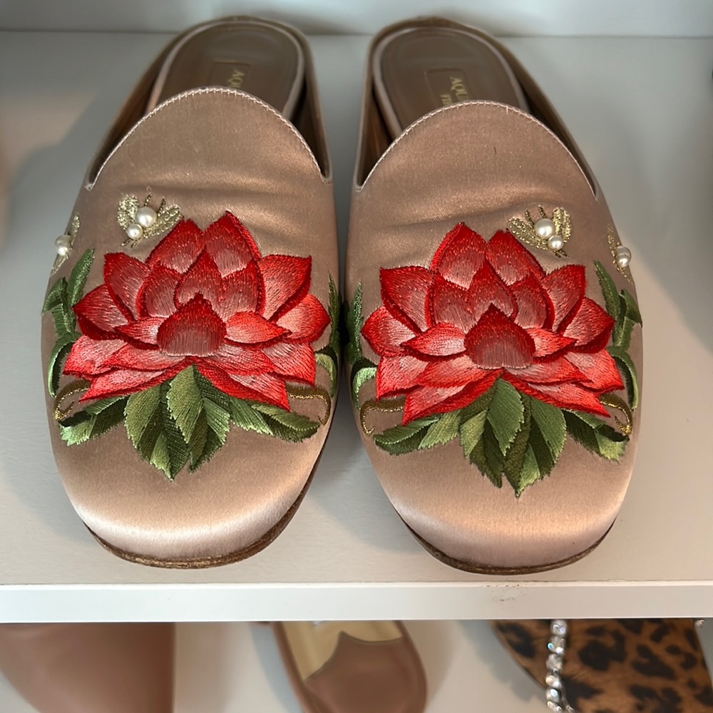 Aquazzura lotus mules 36.5